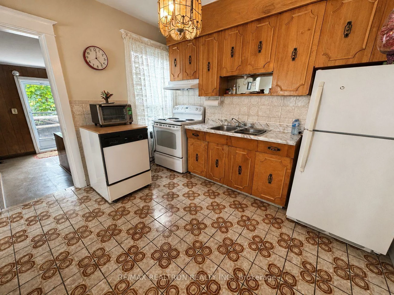442, Northcliffe, Oakwood Village, Toronto
