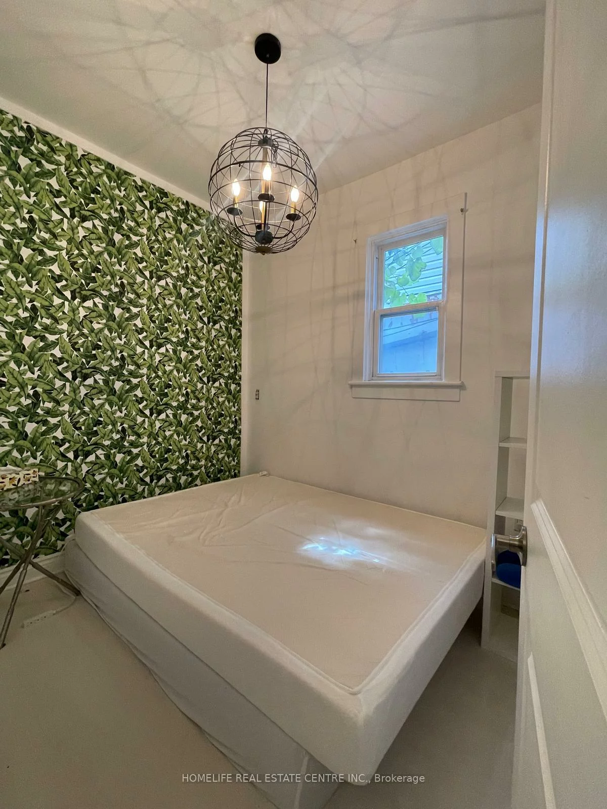 169, Gladstone, Little Portugal, Toronto
