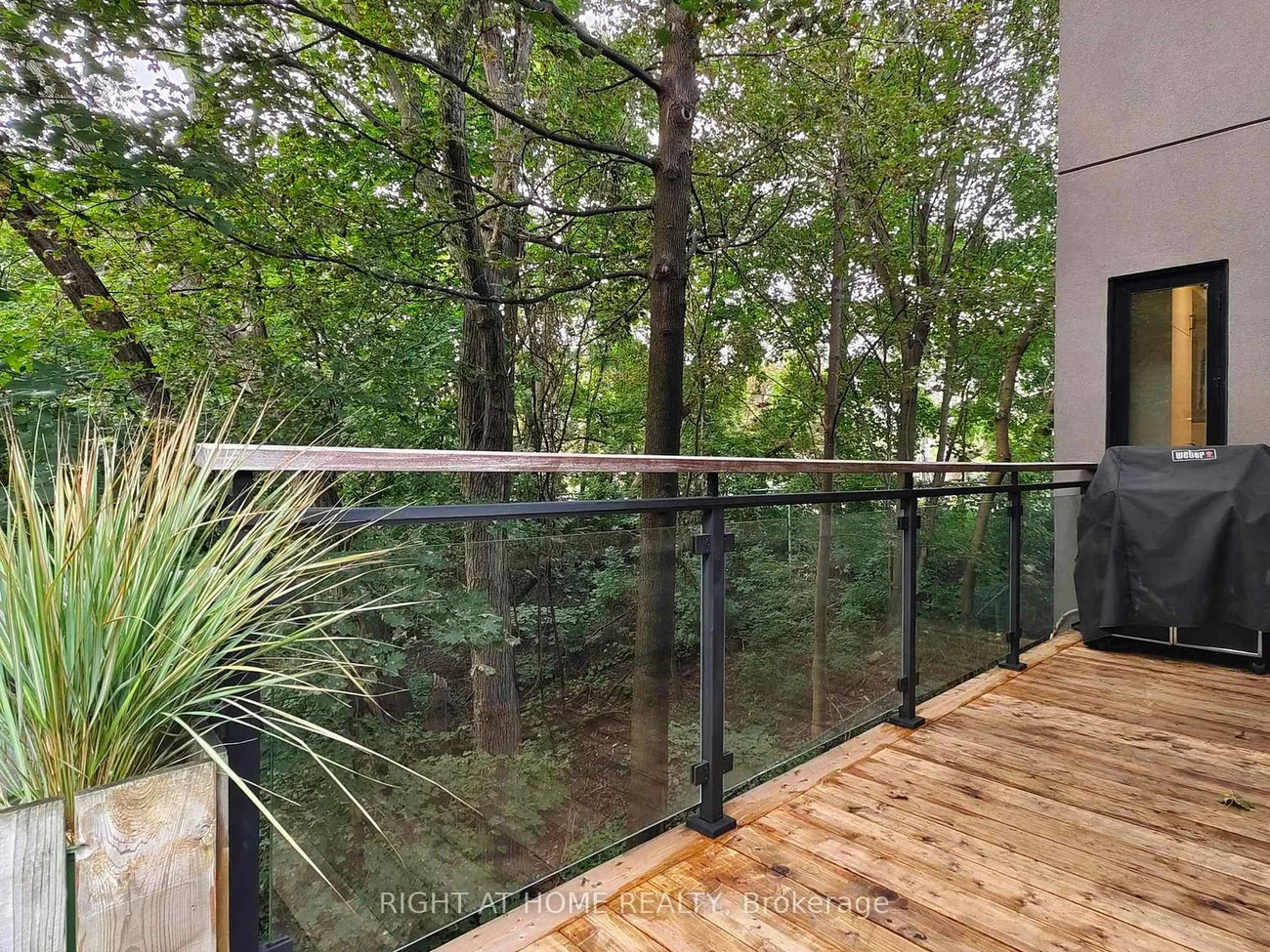 386, Rosewell, Lawrence Park South, Toronto