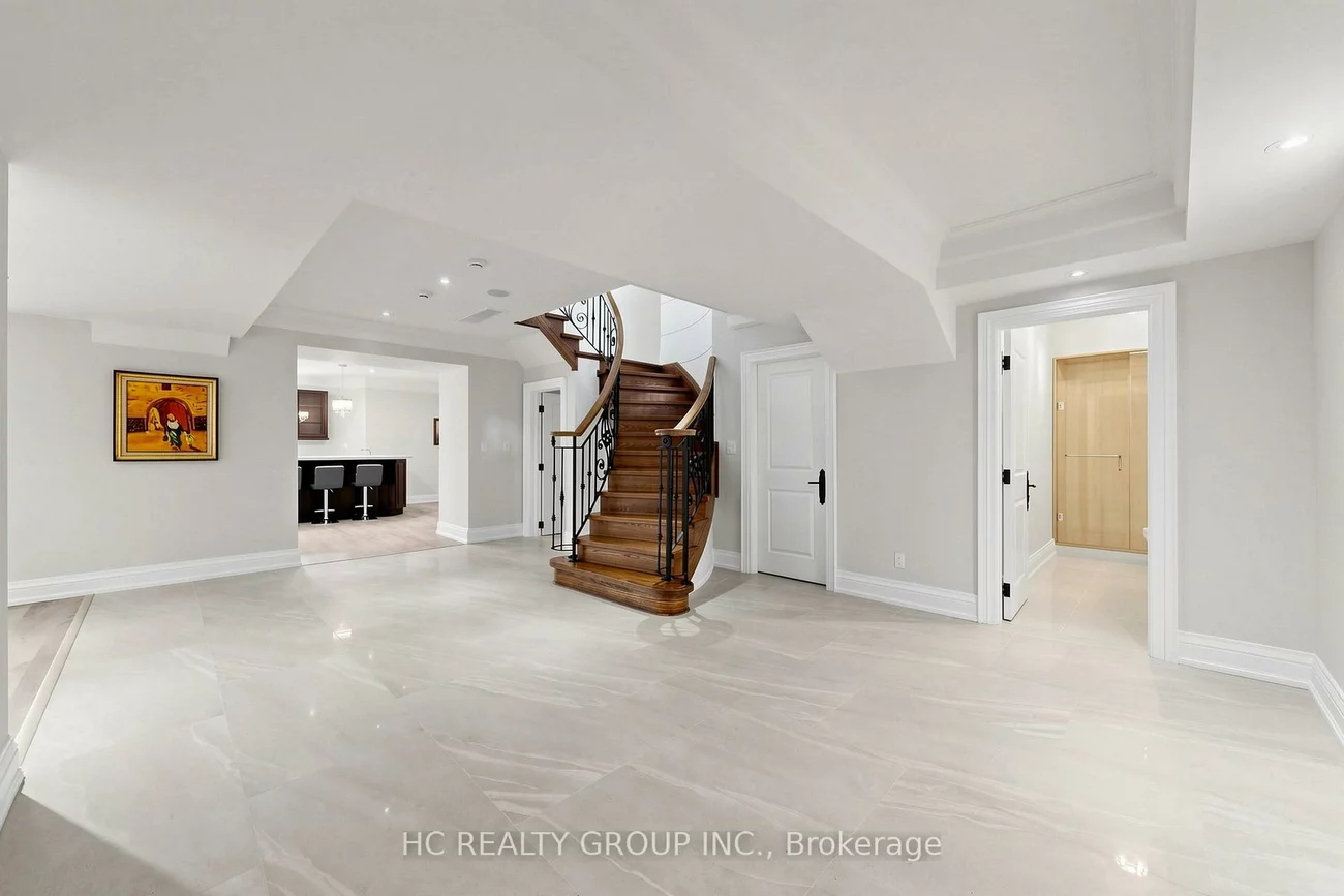 19, Michigan, Newtonbrook East, Toronto
