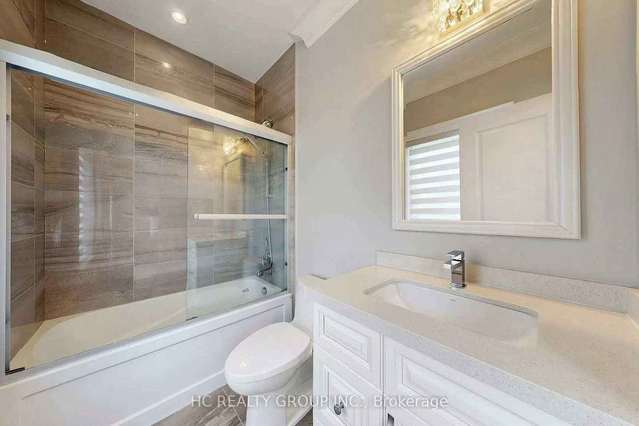 19, Michigan, Newtonbrook East, Toronto