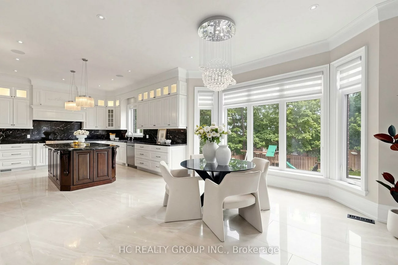 19, Michigan, Newtonbrook East, Toronto