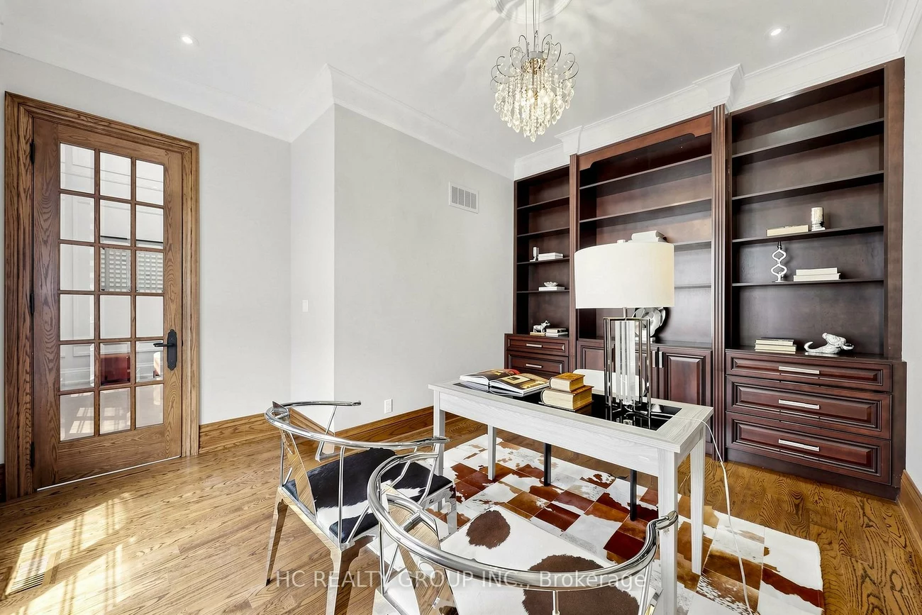 19, Michigan, Newtonbrook East, Toronto