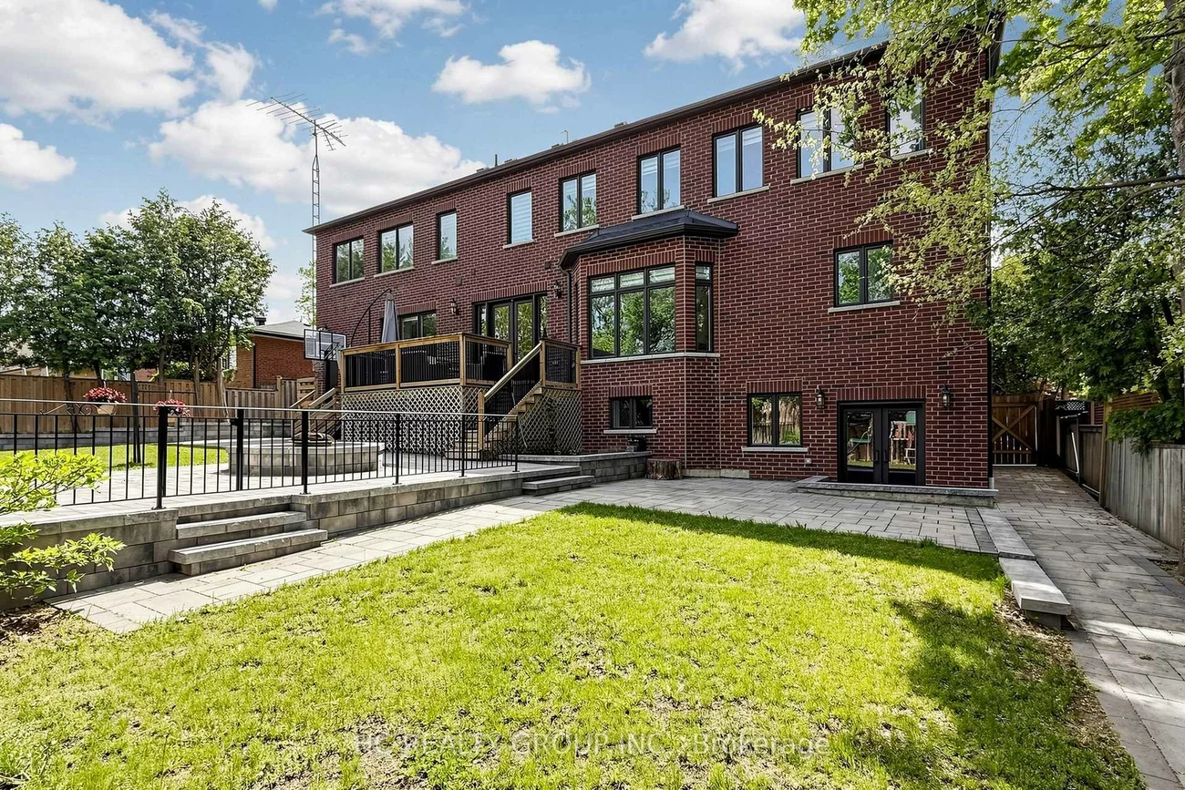 19, Michigan, Newtonbrook East, Toronto