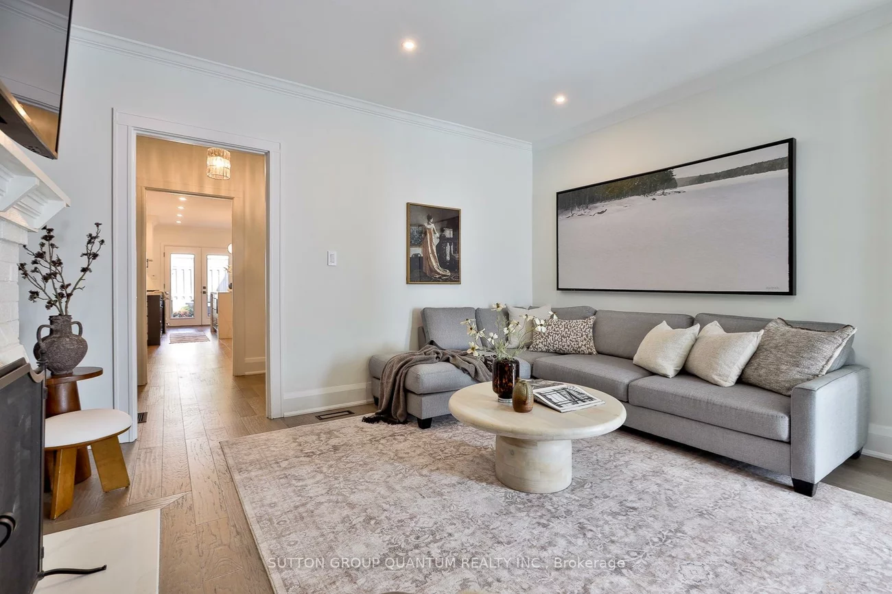 110, Castlefield, Yonge-Eglinton, Toronto
