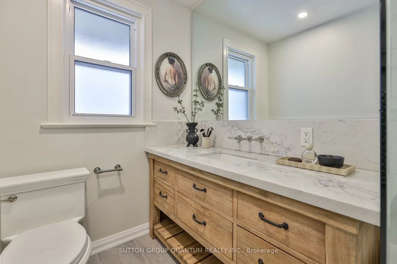110, Castlefield, Yonge-Eglinton, Toronto