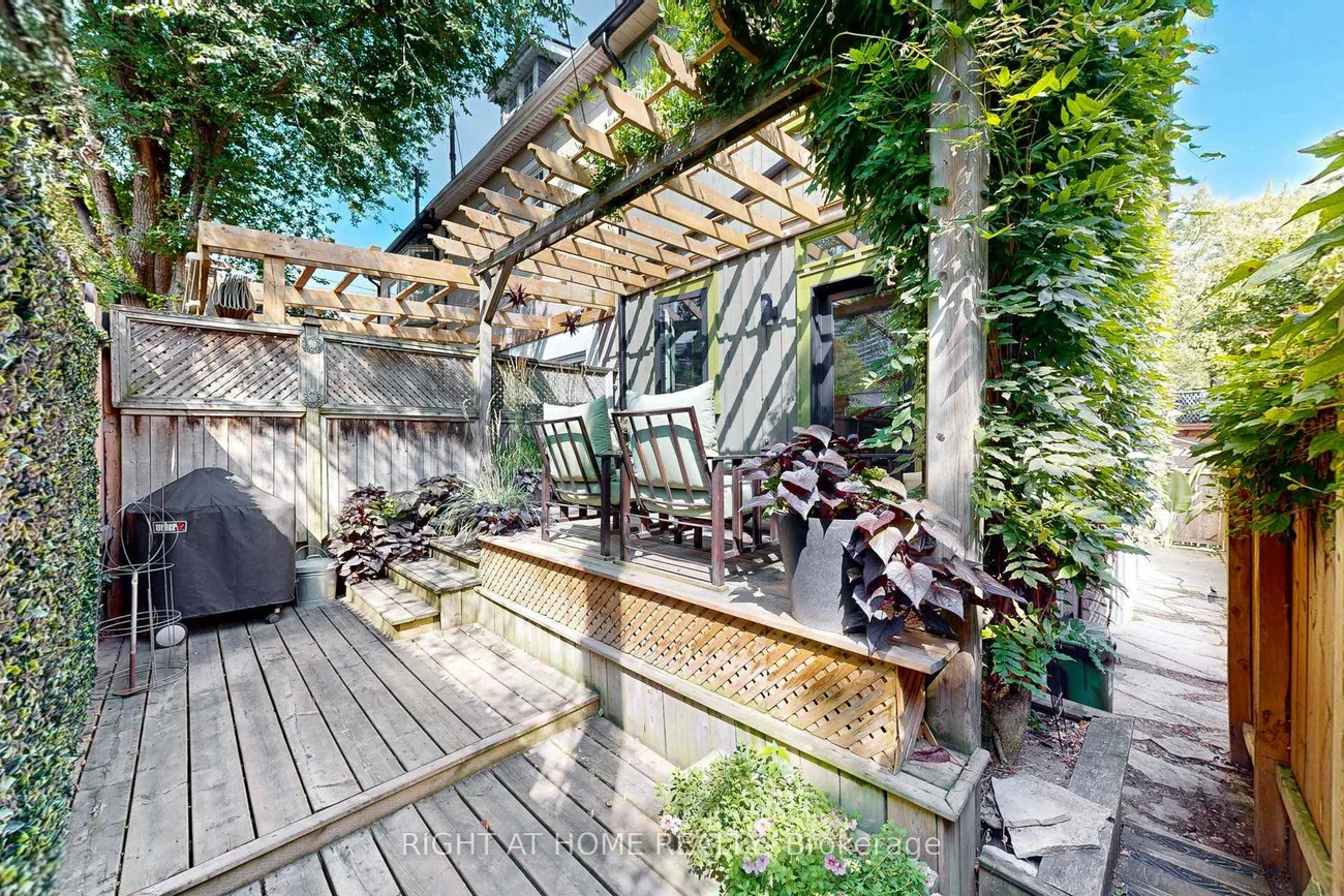 440, Sackville, Cabbagetown-South St. James Town, Toronto