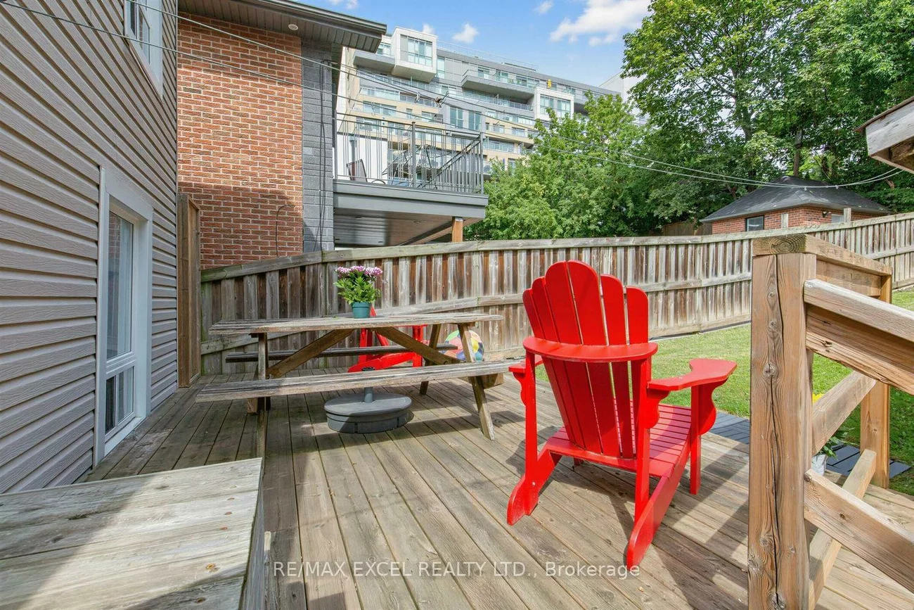 165, Winona, Wychwood, Toronto