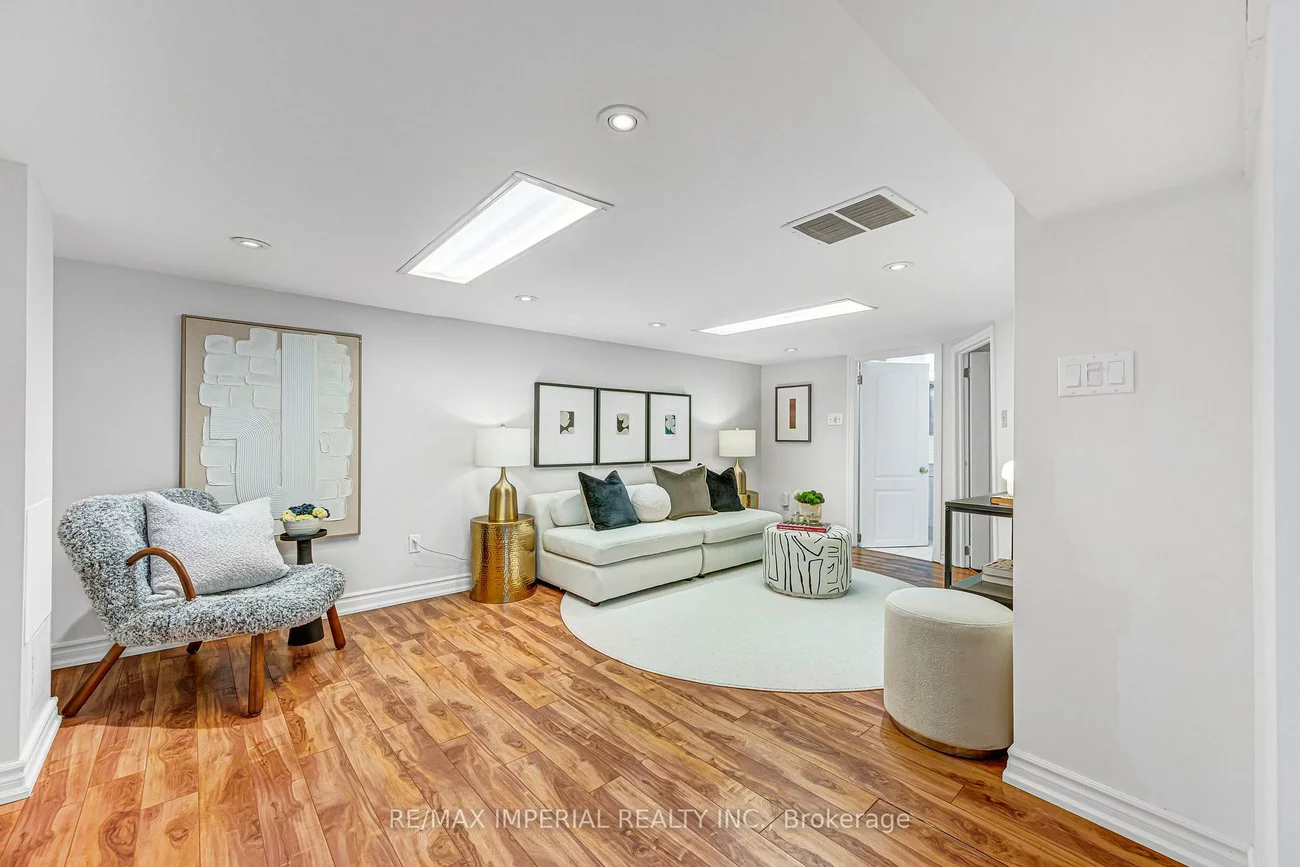 609, Millwood, Mount Pleasant East, Toronto