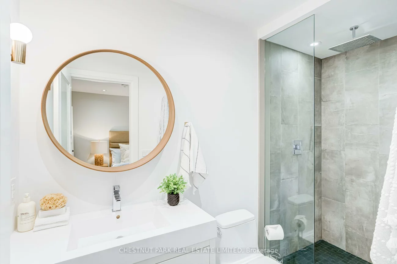 209, Atlas, Oakwood Village, Toronto