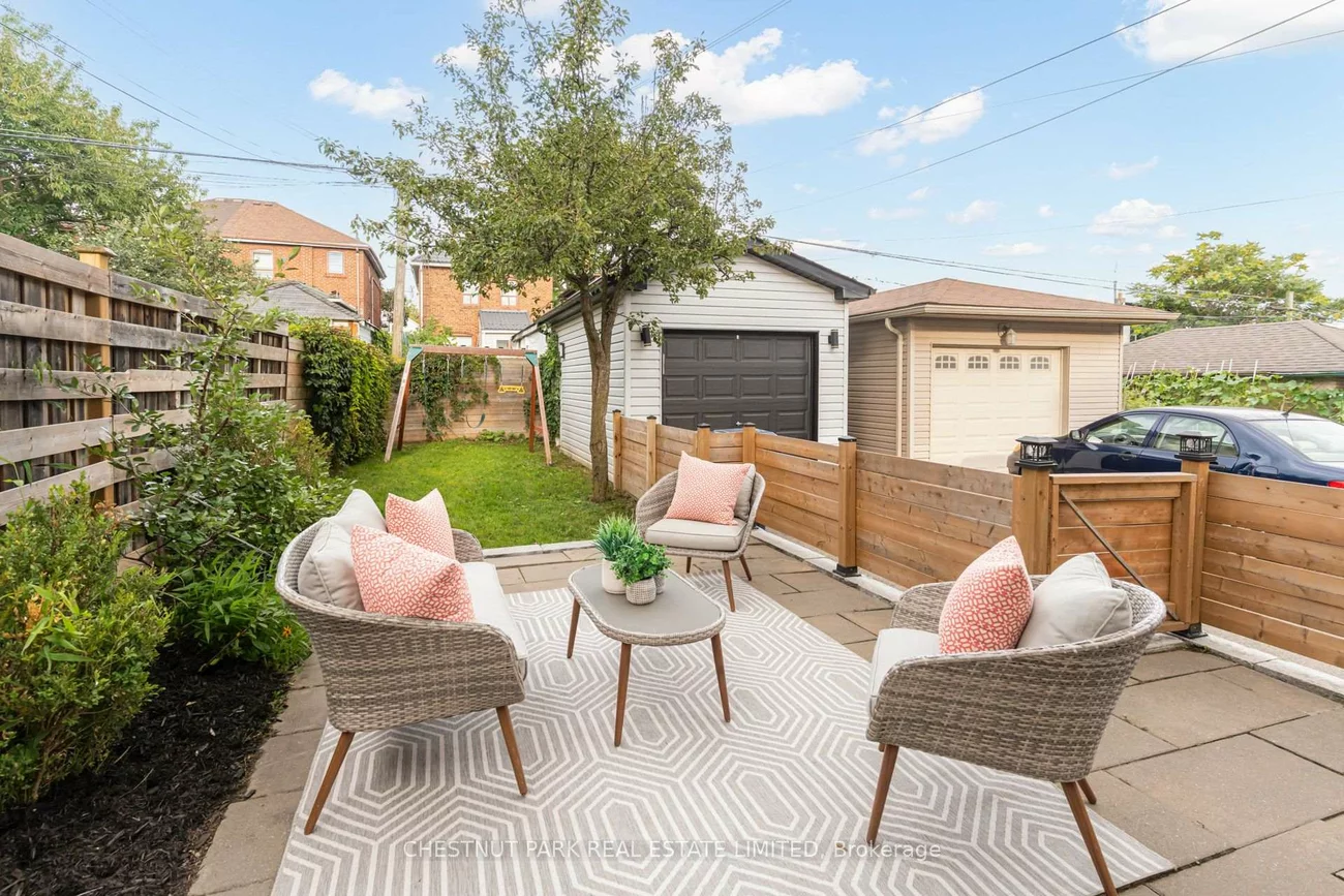 209, Atlas, Oakwood Village, Toronto