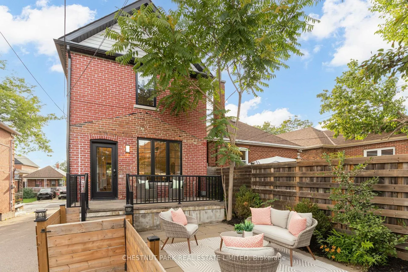 209, Atlas, Oakwood Village, Toronto