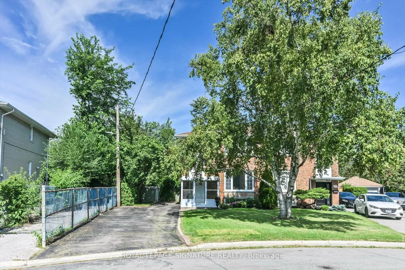 52, Daleside, Victoria Village, Toronto