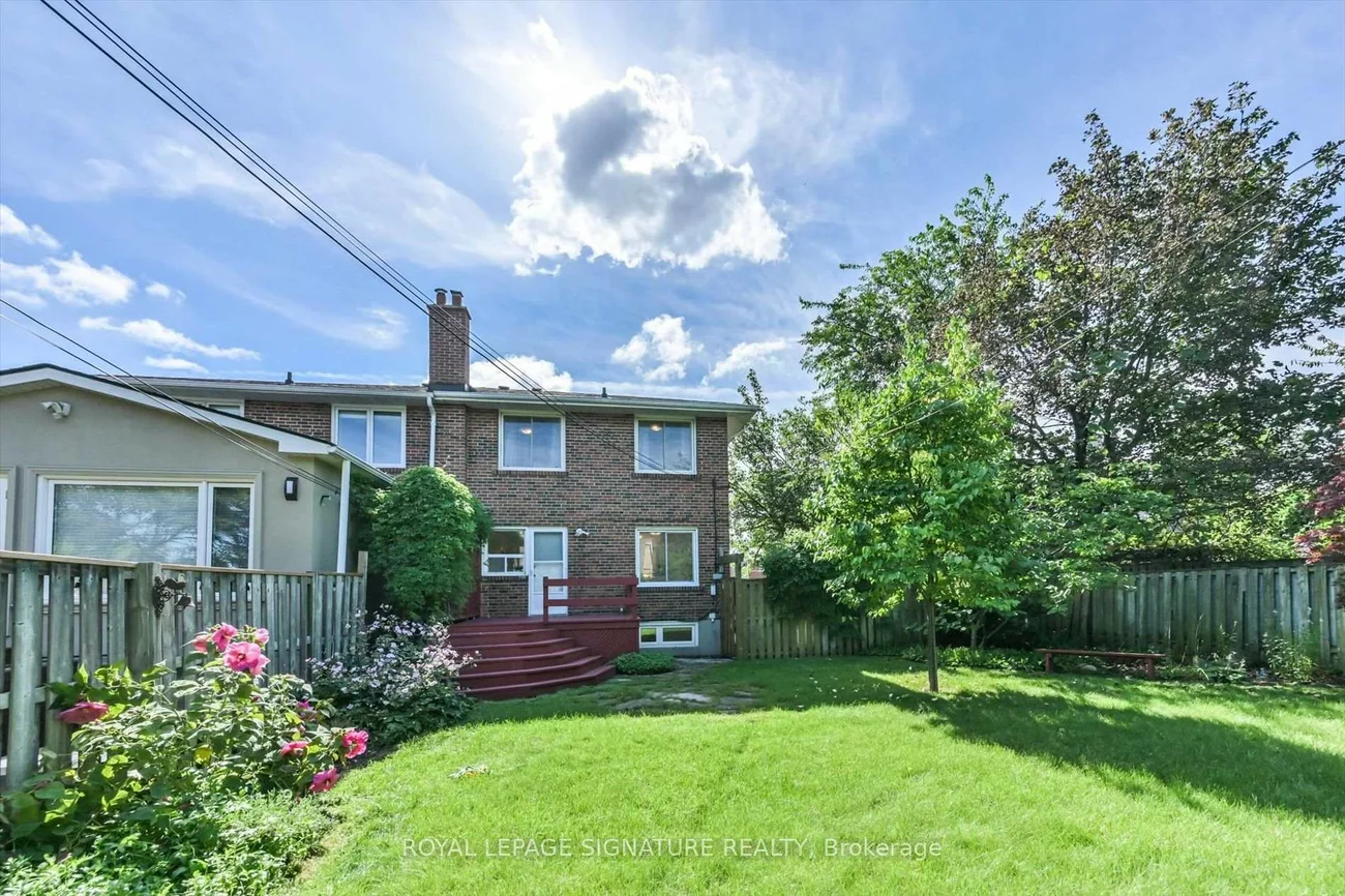 52, Daleside, Victoria Village, Toronto