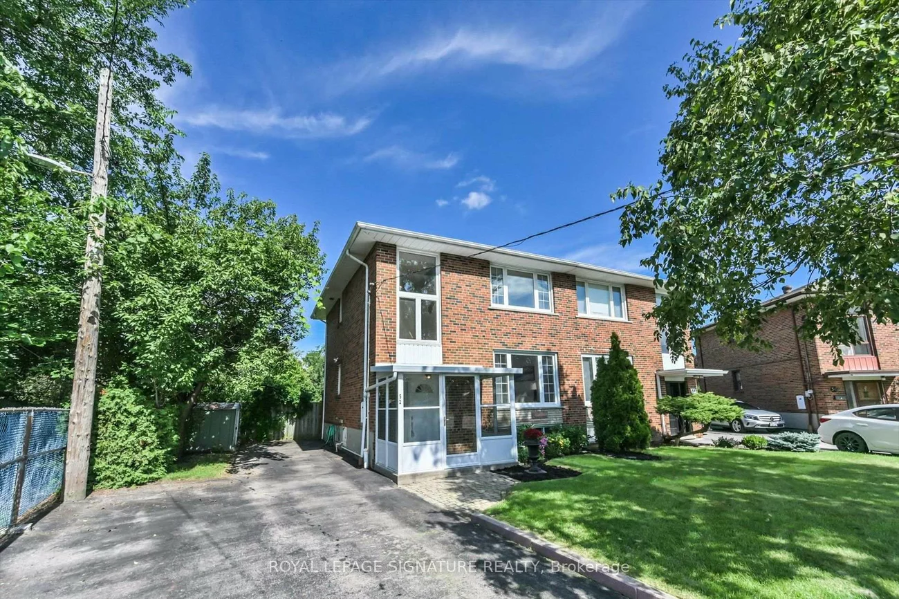 52, Daleside, Victoria Village, Toronto