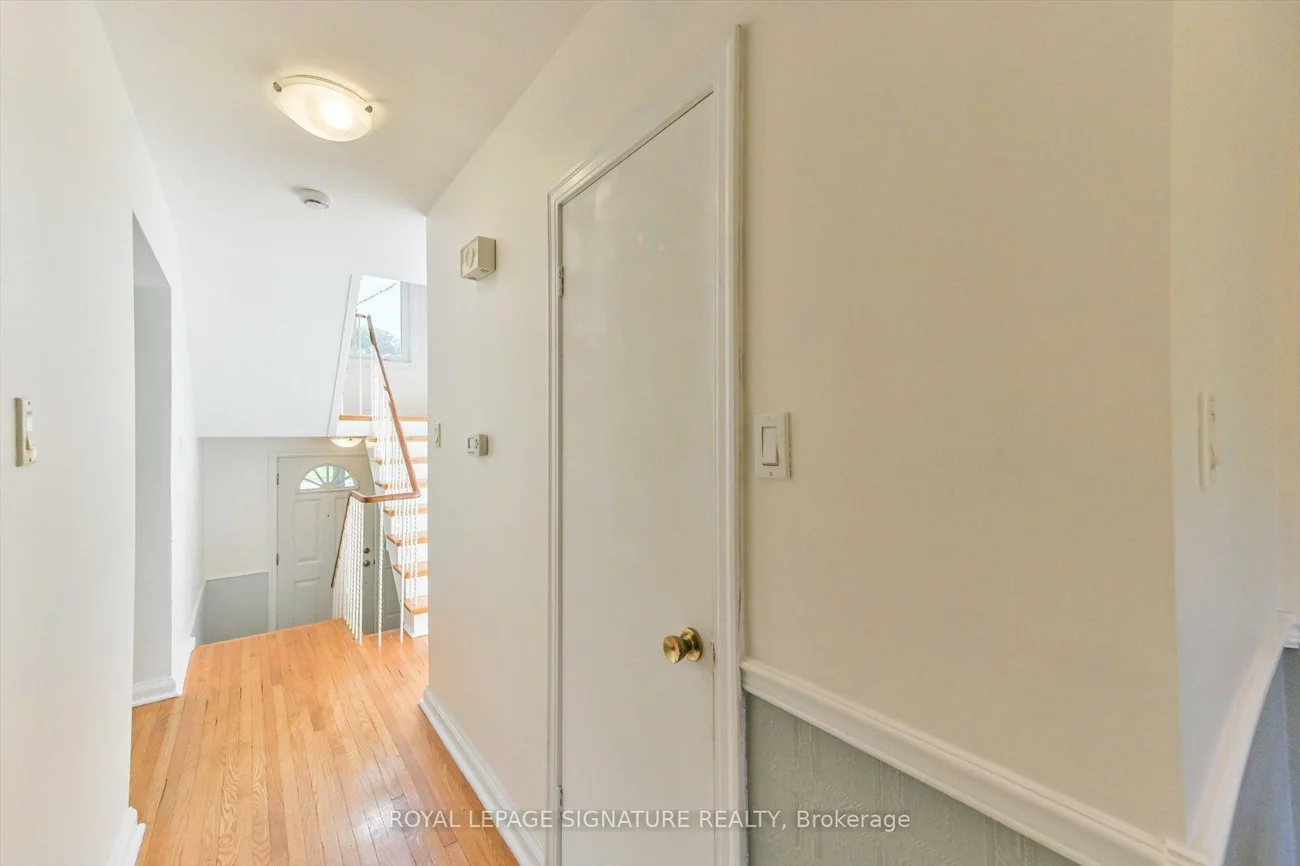 52, Daleside, Victoria Village, Toronto