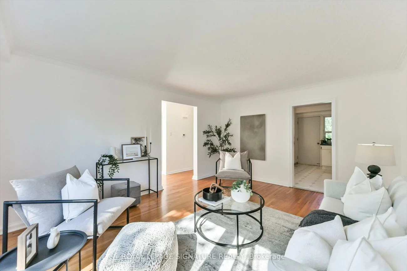 52, Daleside, Victoria Village, Toronto