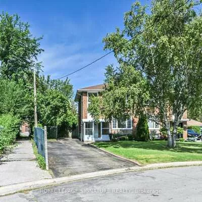 52, Daleside, Victoria Village, Toronto