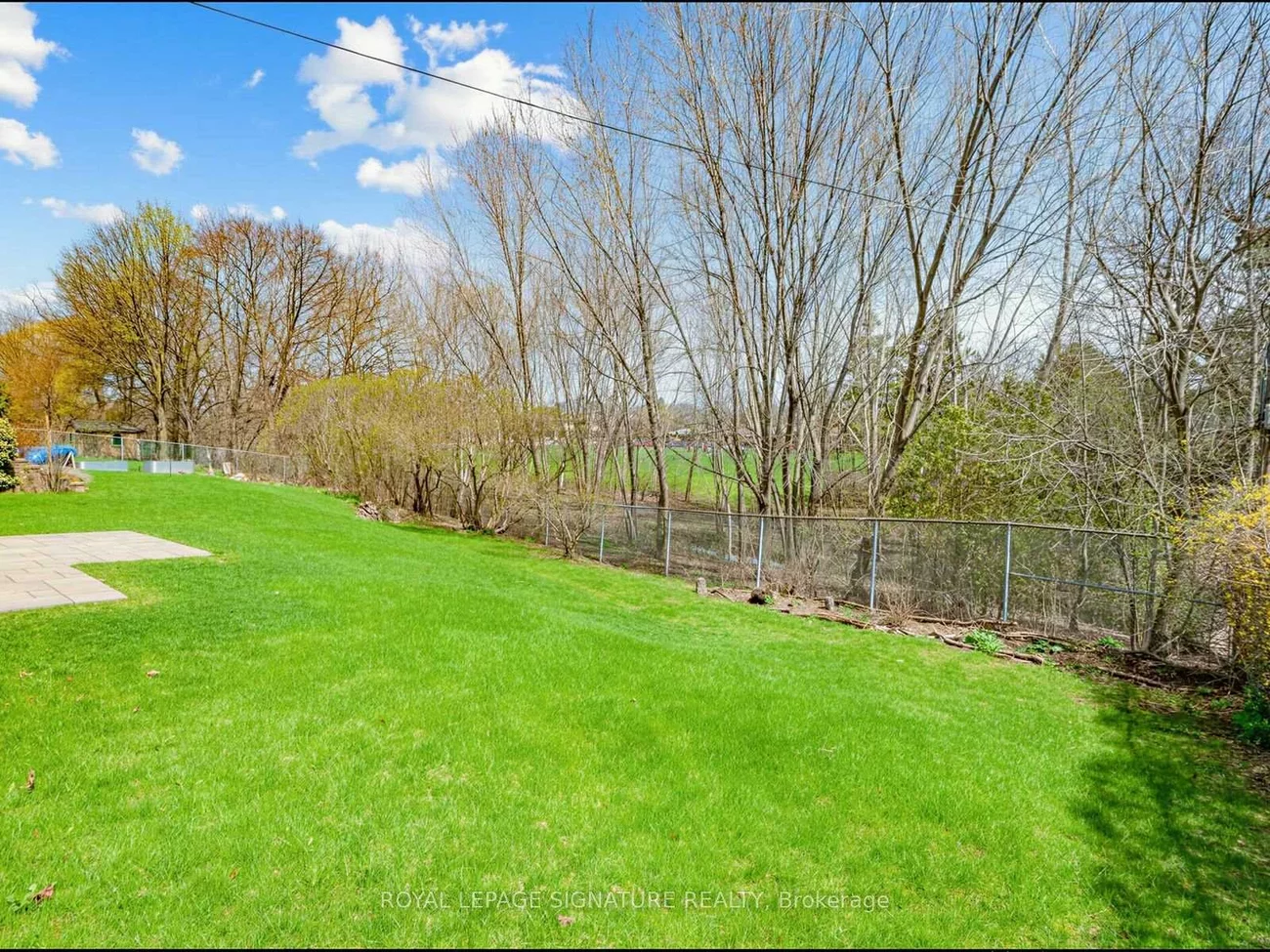 62, Dukinfield, Parkwoods-Donalda, Toronto