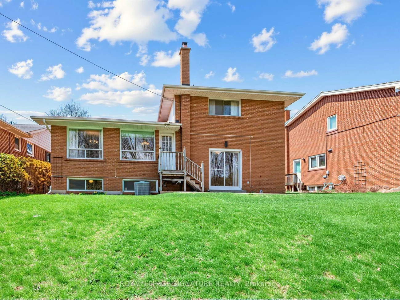 62, Dukinfield, Parkwoods-Donalda, Toronto
