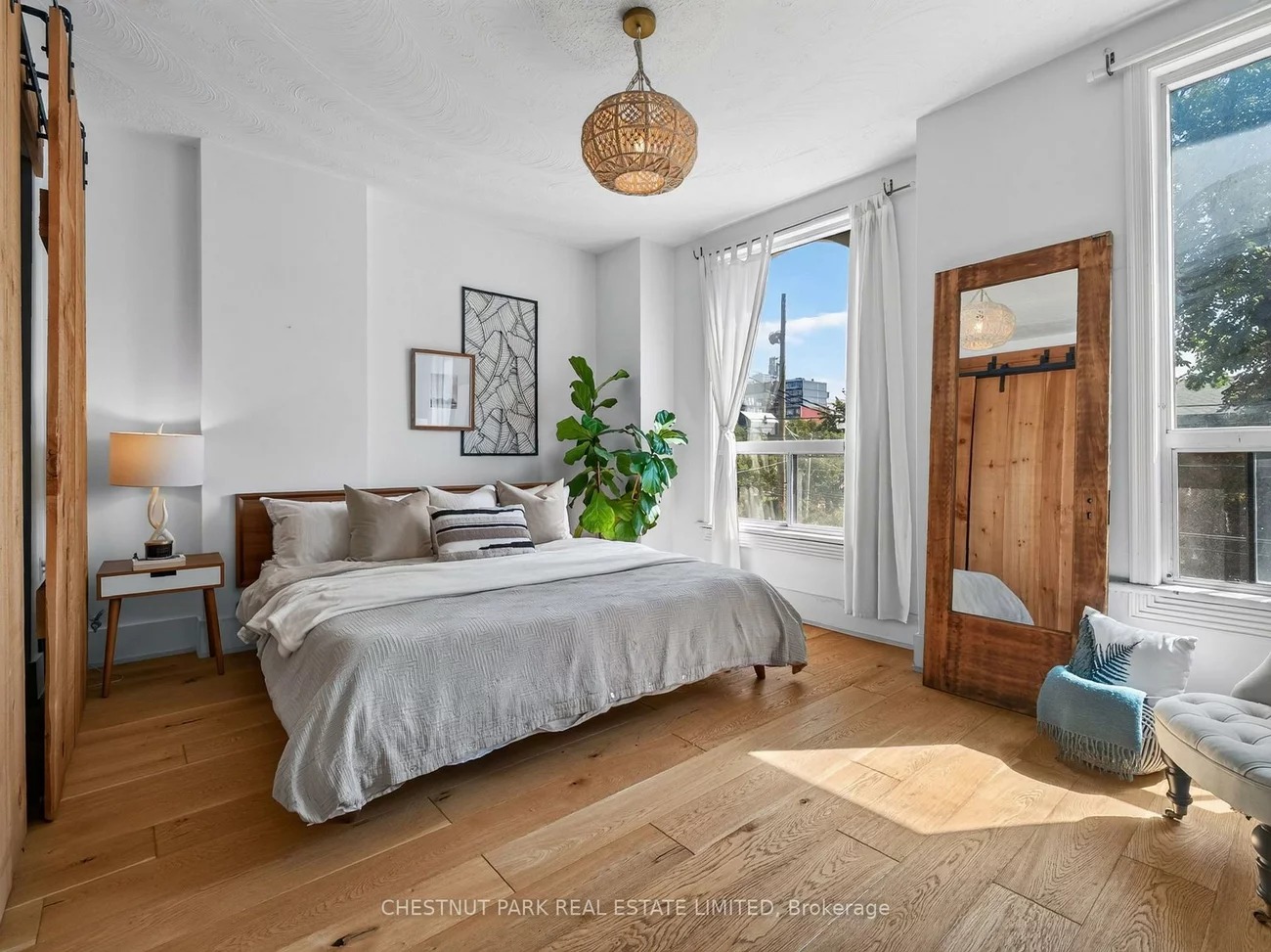 28, Robinson, Trinity-Bellwoods, Toronto