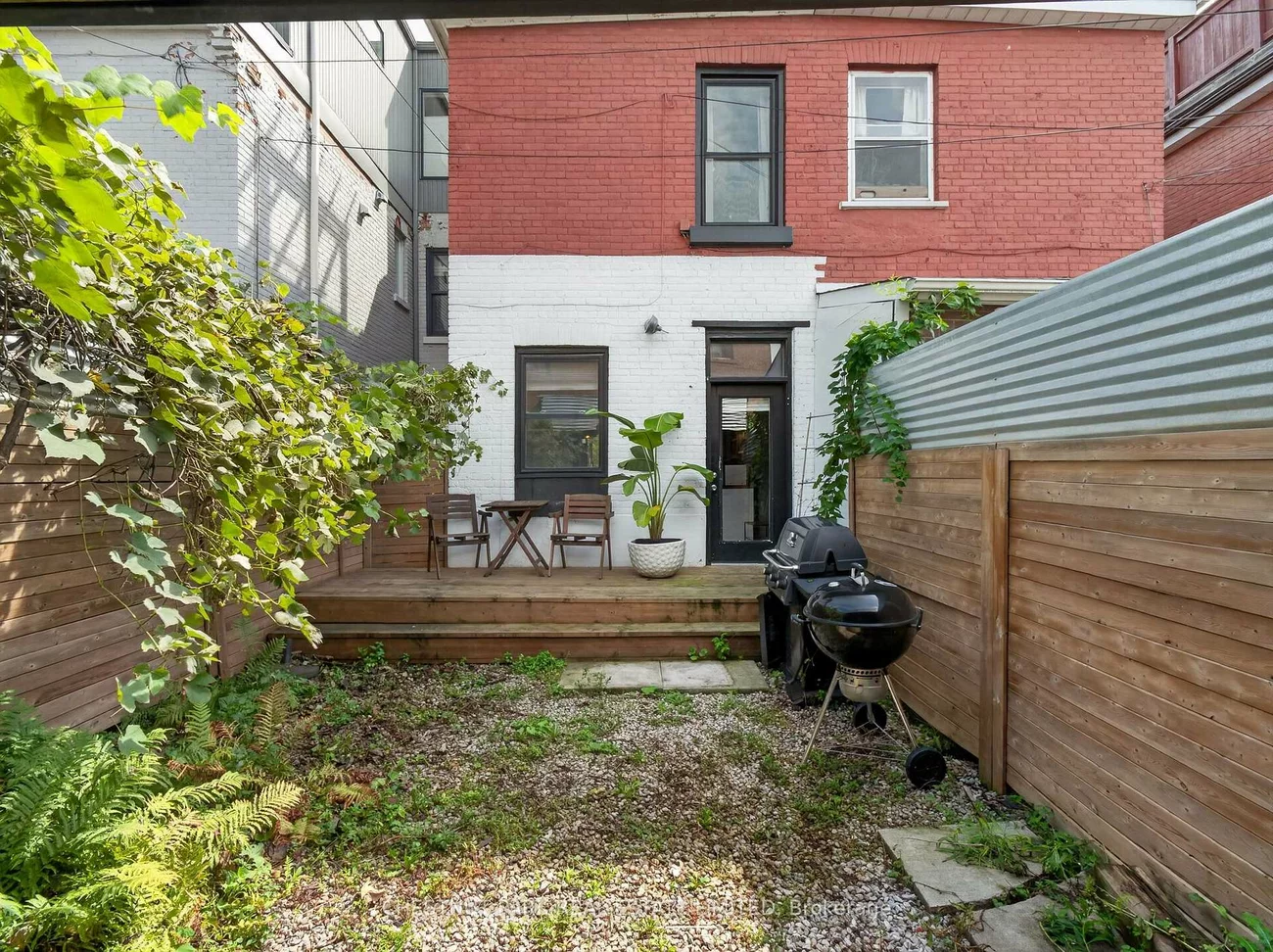 28, Robinson, Trinity-Bellwoods, Toronto