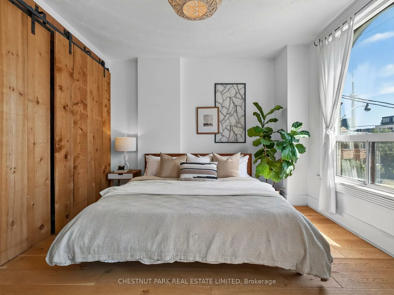 28, Robinson, Trinity-Bellwoods, Toronto