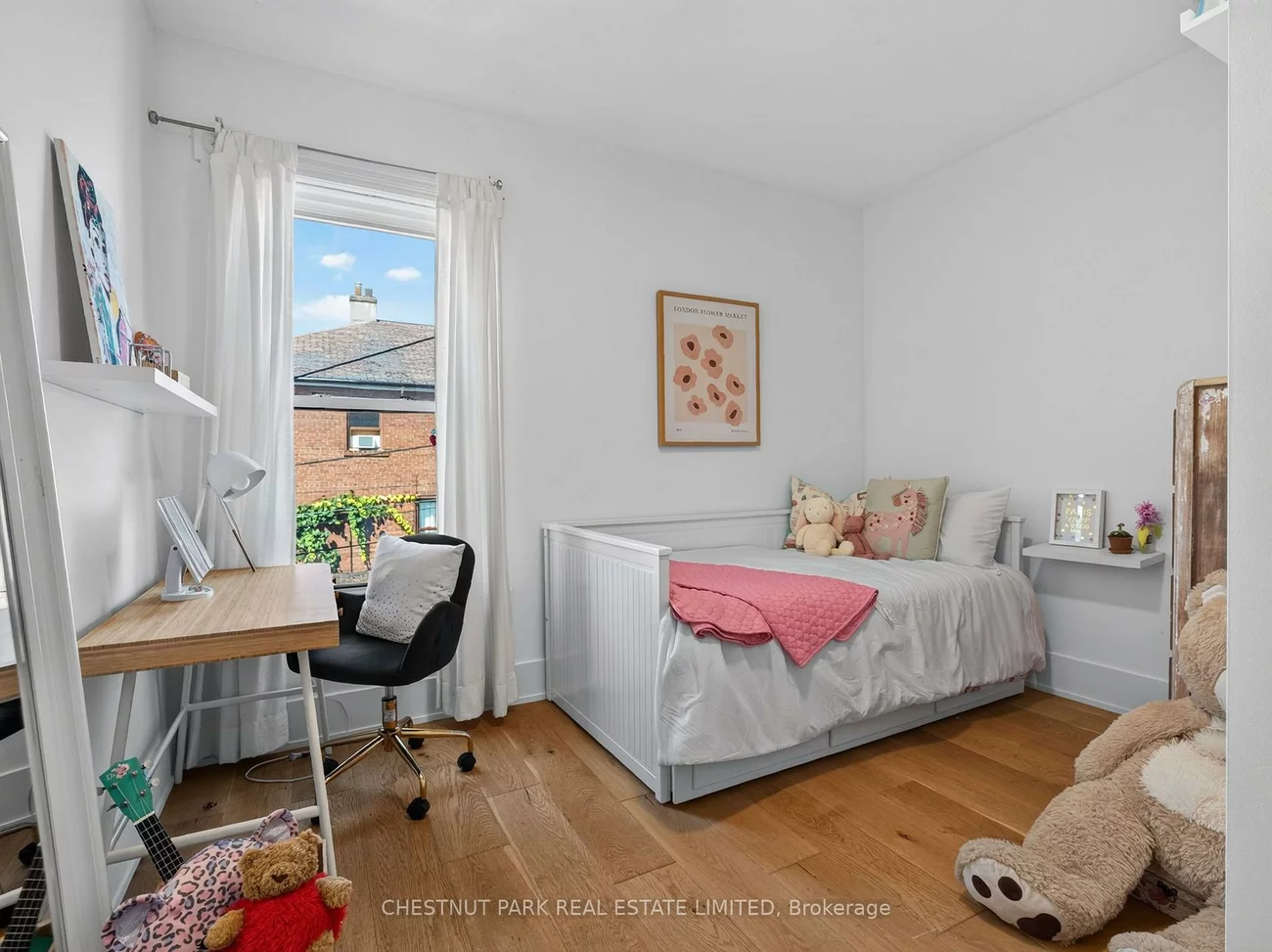 28, Robinson, Trinity-Bellwoods, Toronto