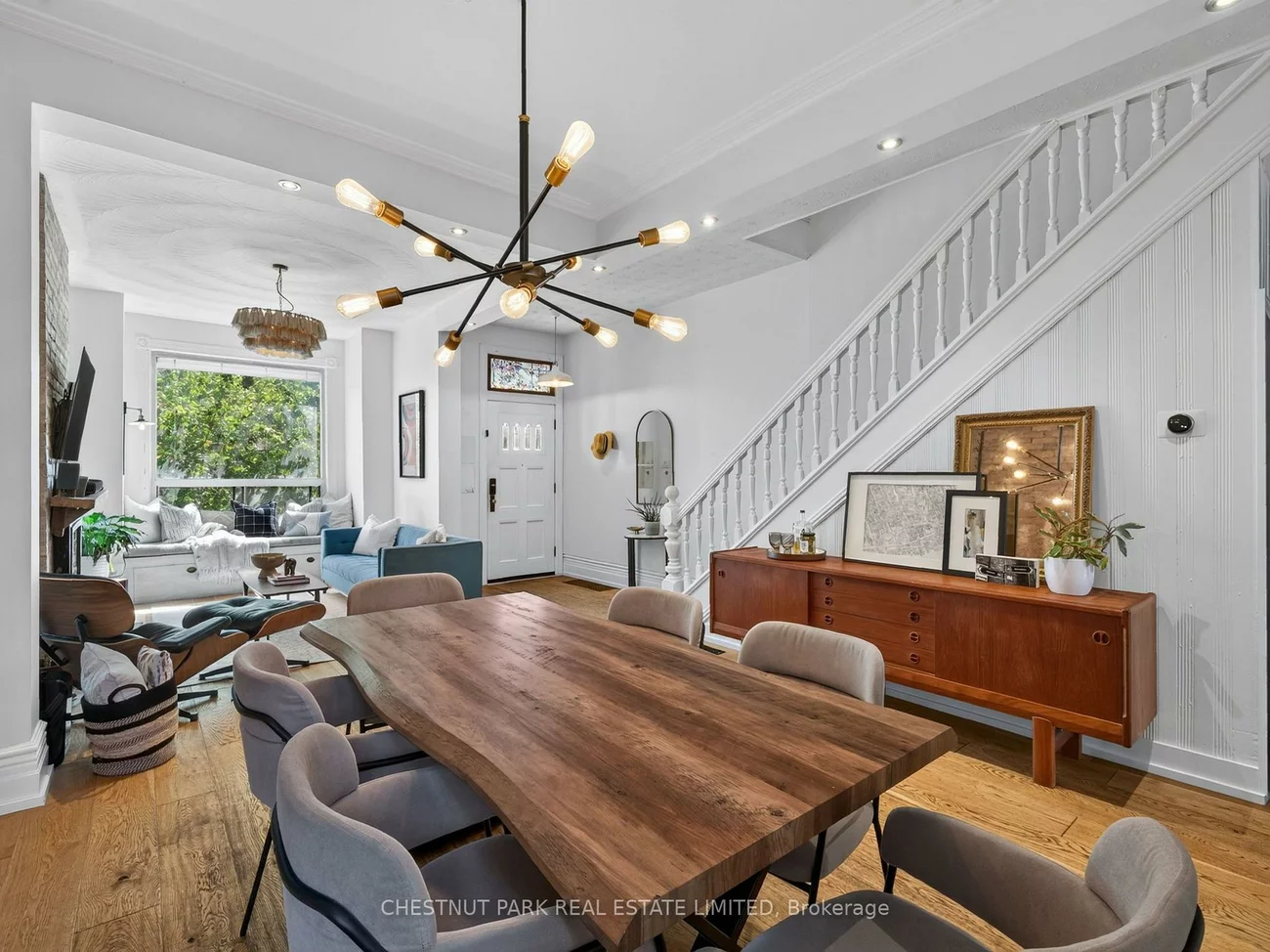 28, Robinson, Trinity-Bellwoods, Toronto