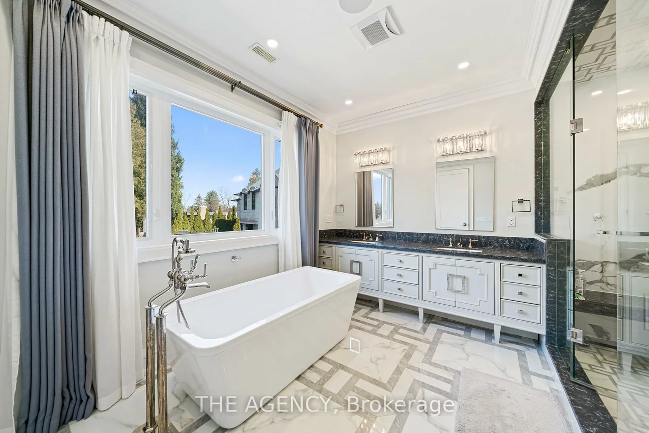 18, Suncrest, Bridle Path-Sunnybrook-York Mills, Toronto
