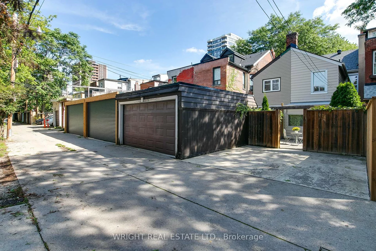 276, Robert, University, Toronto