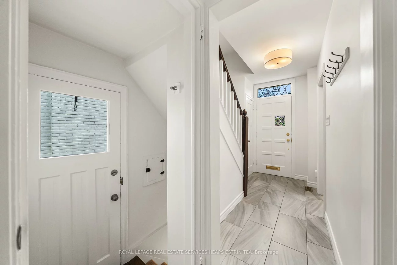 41, Fairfield, Mount Pleasant East, Toronto