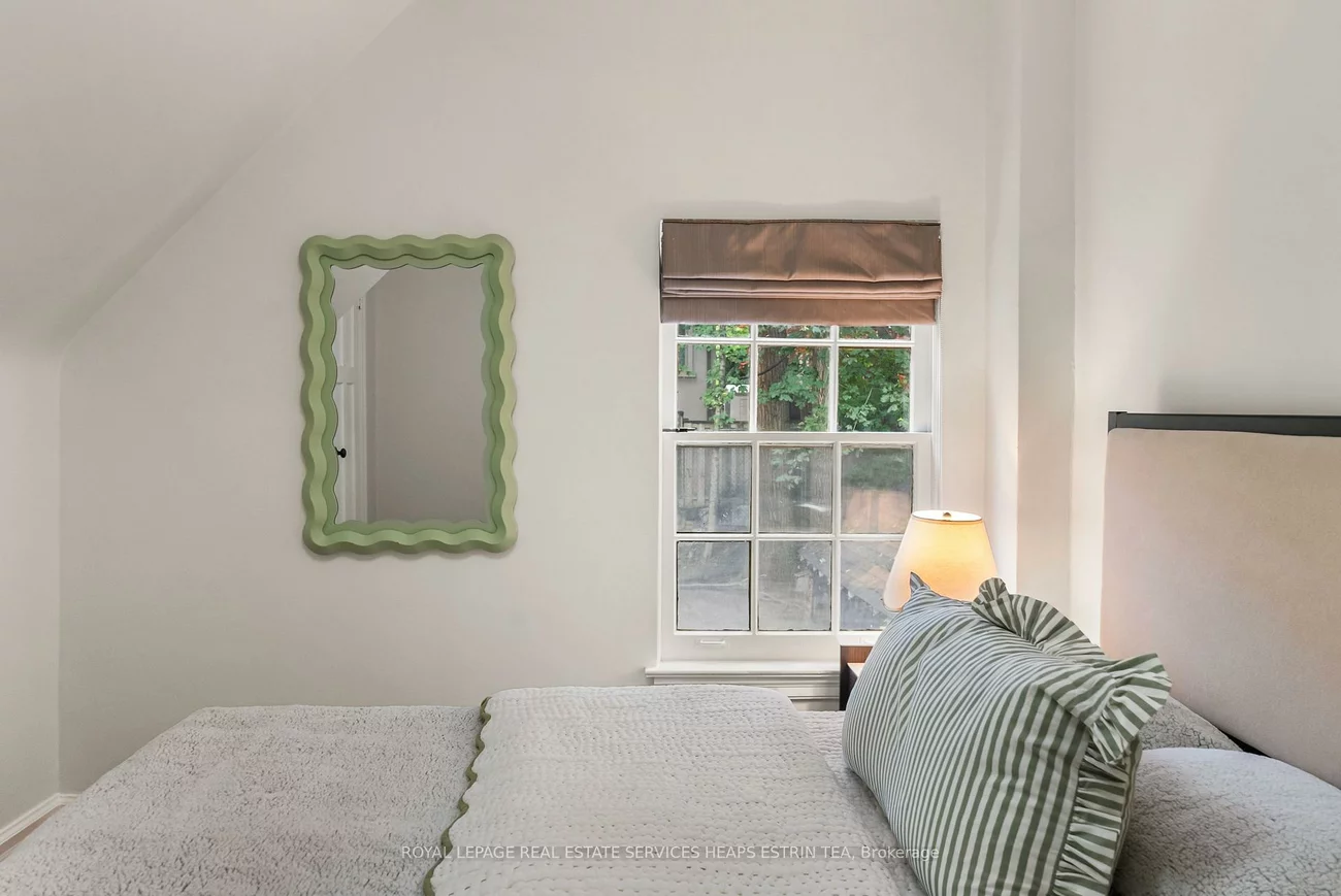 41, Fairfield, Mount Pleasant East, Toronto