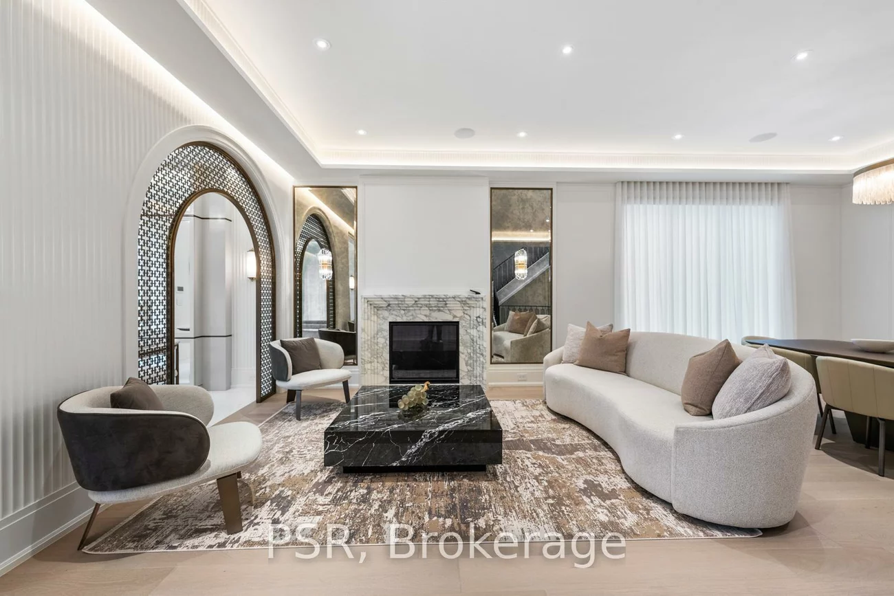 117, Yonge, Bedford Park-Nortown, Toronto