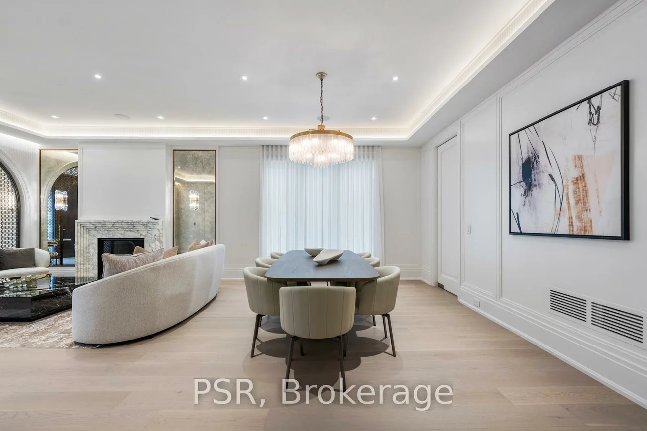 117, Yonge, Bedford Park-Nortown, Toronto