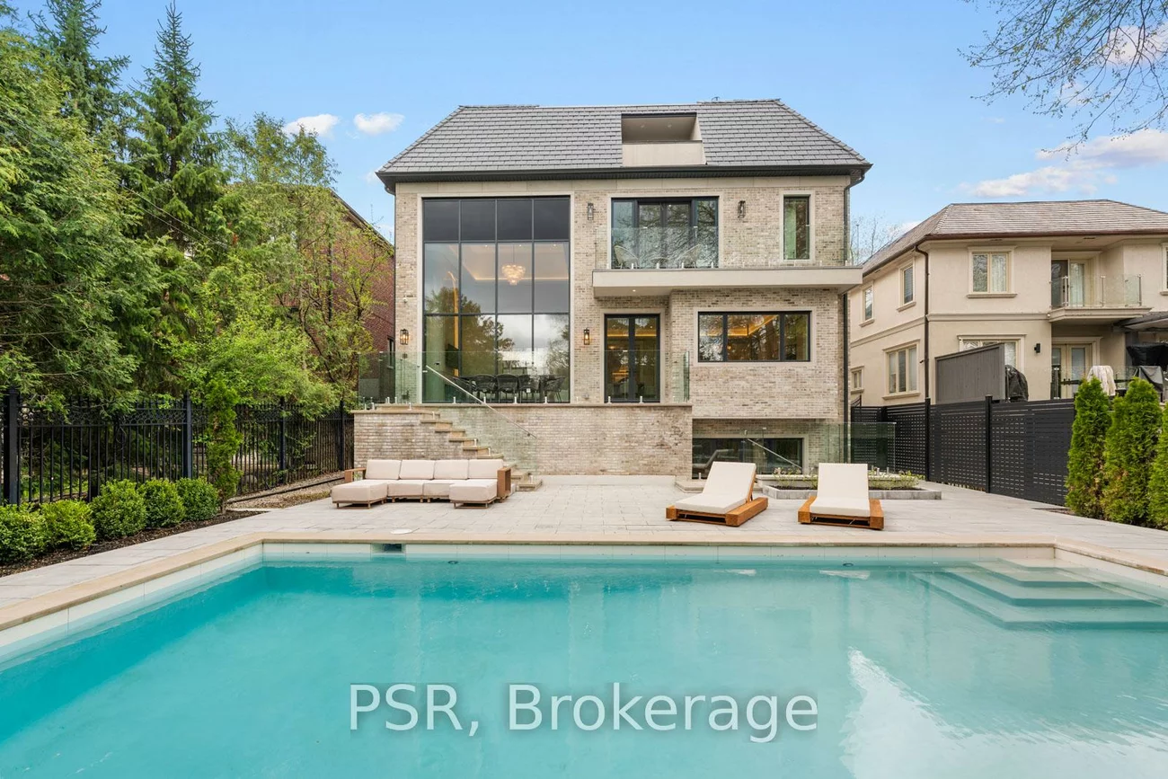 117, Yonge, Bedford Park-Nortown, Toronto