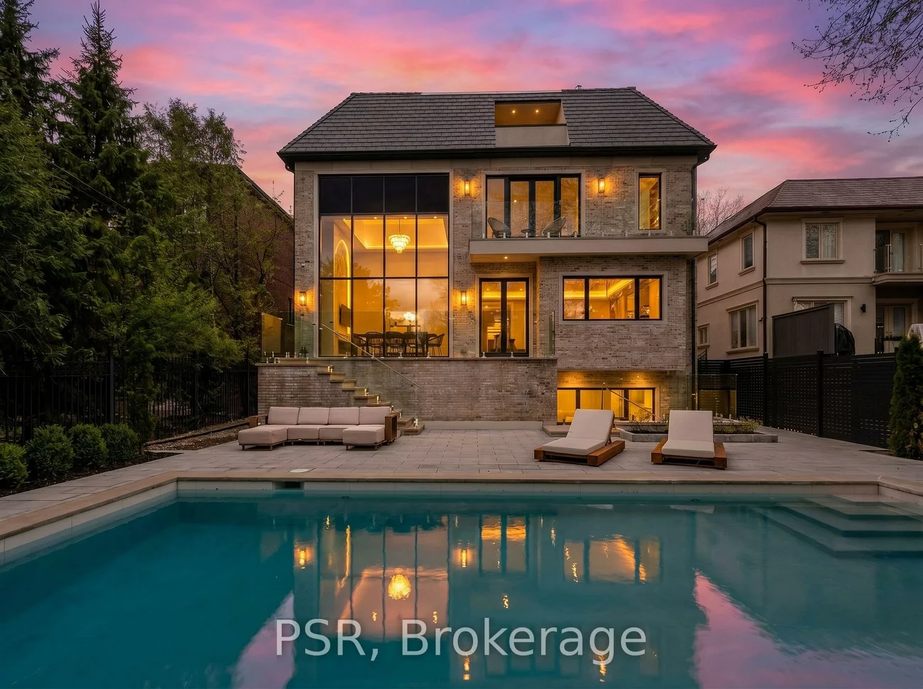 117, Yonge, Bedford Park-Nortown, Toronto