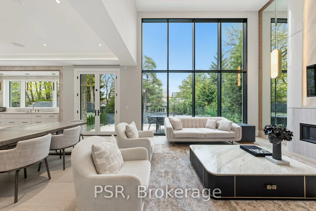 117, Yonge, Bedford Park-Nortown, Toronto