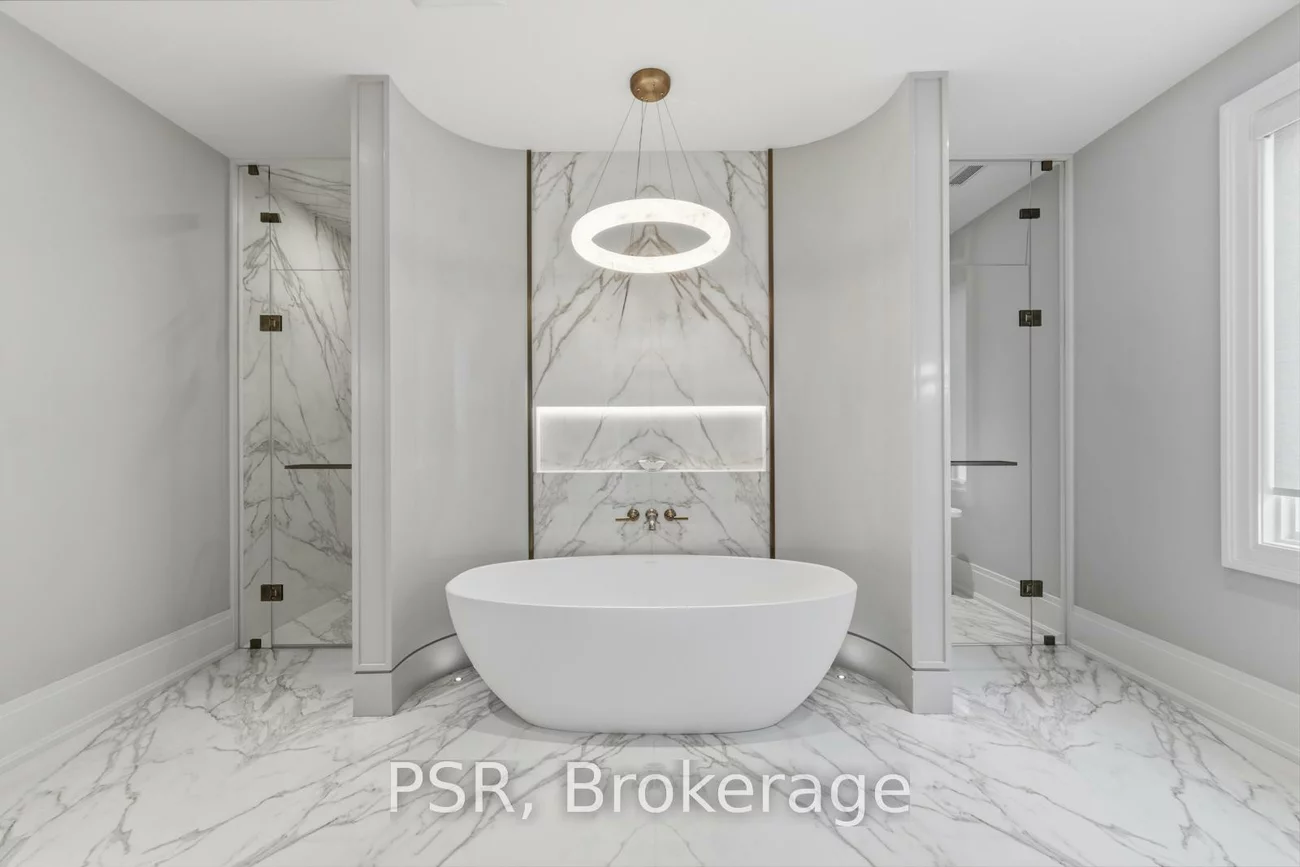 117, Yonge, Bedford Park-Nortown, Toronto