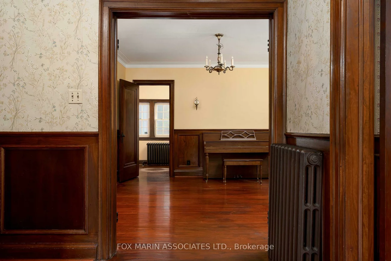 26, Claxton, Humewood-Cedarvale, Toronto