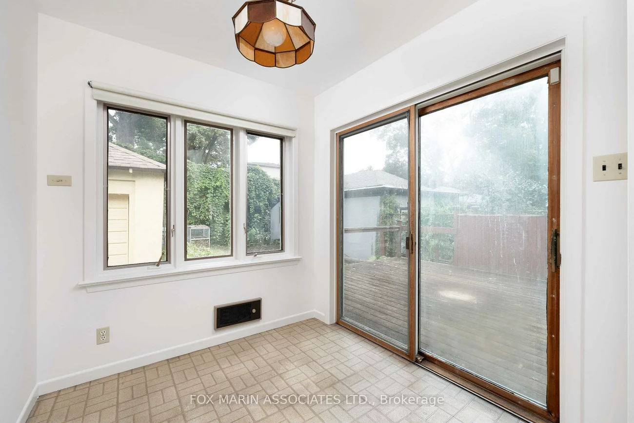 26, Claxton, Humewood-Cedarvale, Toronto