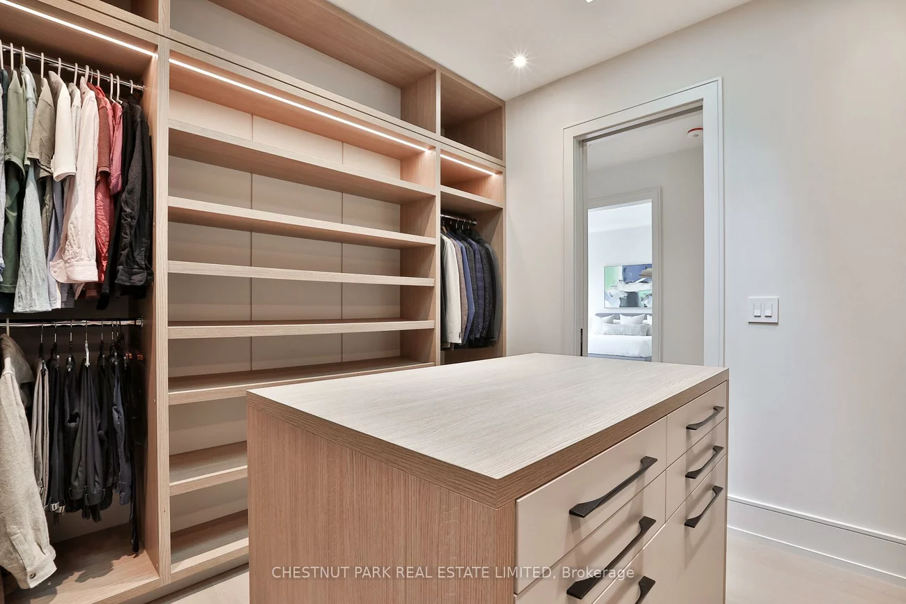 2, Marchwood, Lansing-Westgate, Toronto