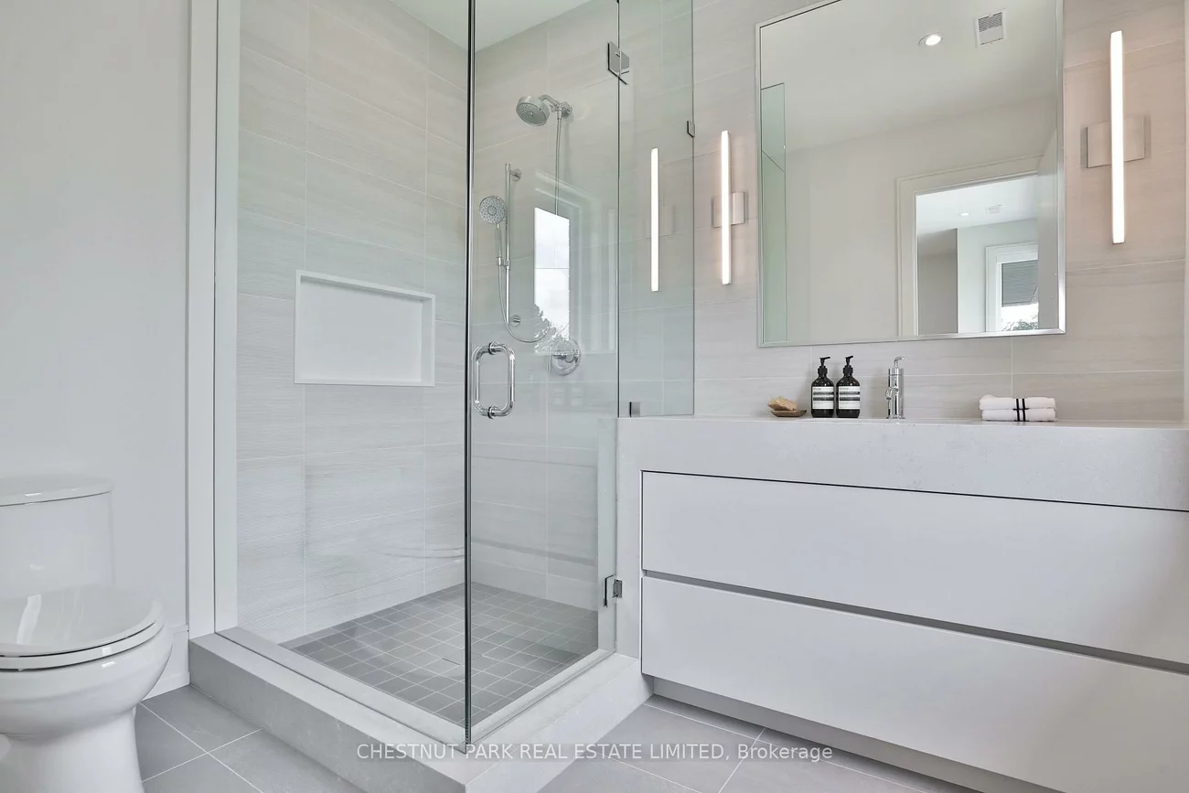 2, Marchwood, Lansing-Westgate, Toronto
