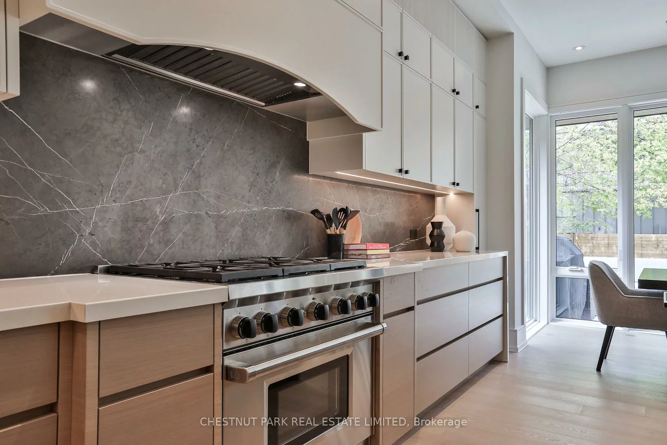 2, Marchwood, Lansing-Westgate, Toronto