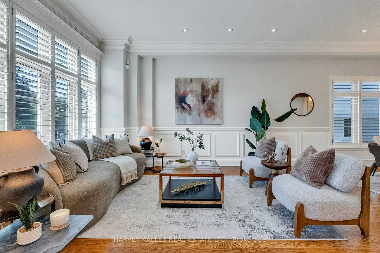 168, Roe, Bedford Park-Nortown, Toronto