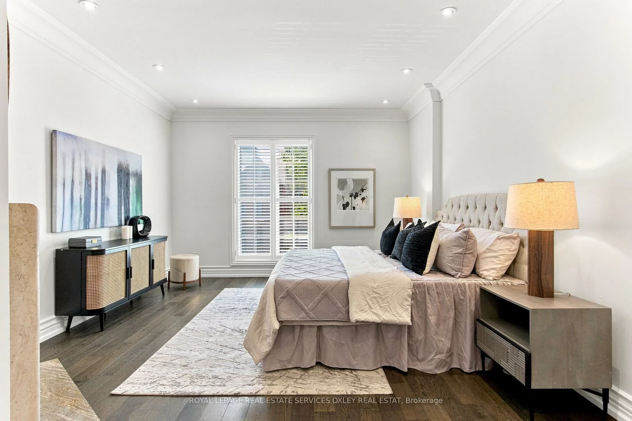 46, Bernard, Annex, Toronto