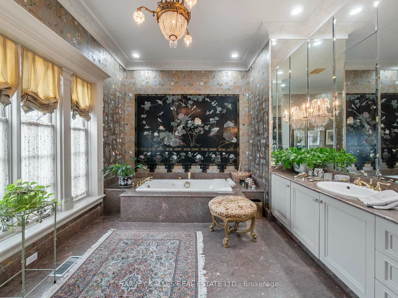 94, Dunvegan, Forest Hill South, Toronto