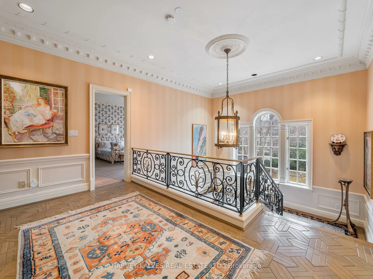 94, Dunvegan, Forest Hill South, Toronto