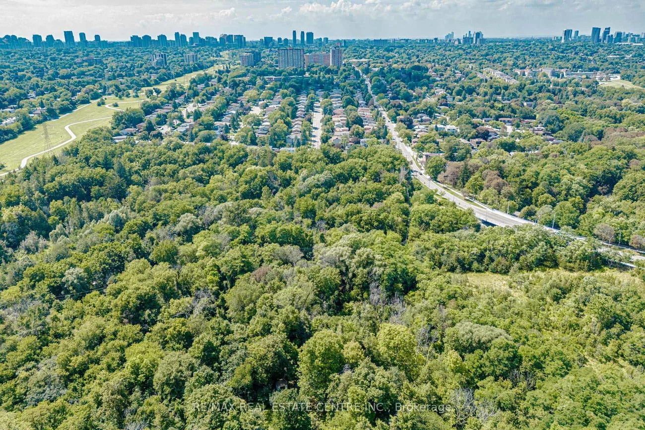 85, Snowcrest, Bayview Woods-Steeles, Toronto