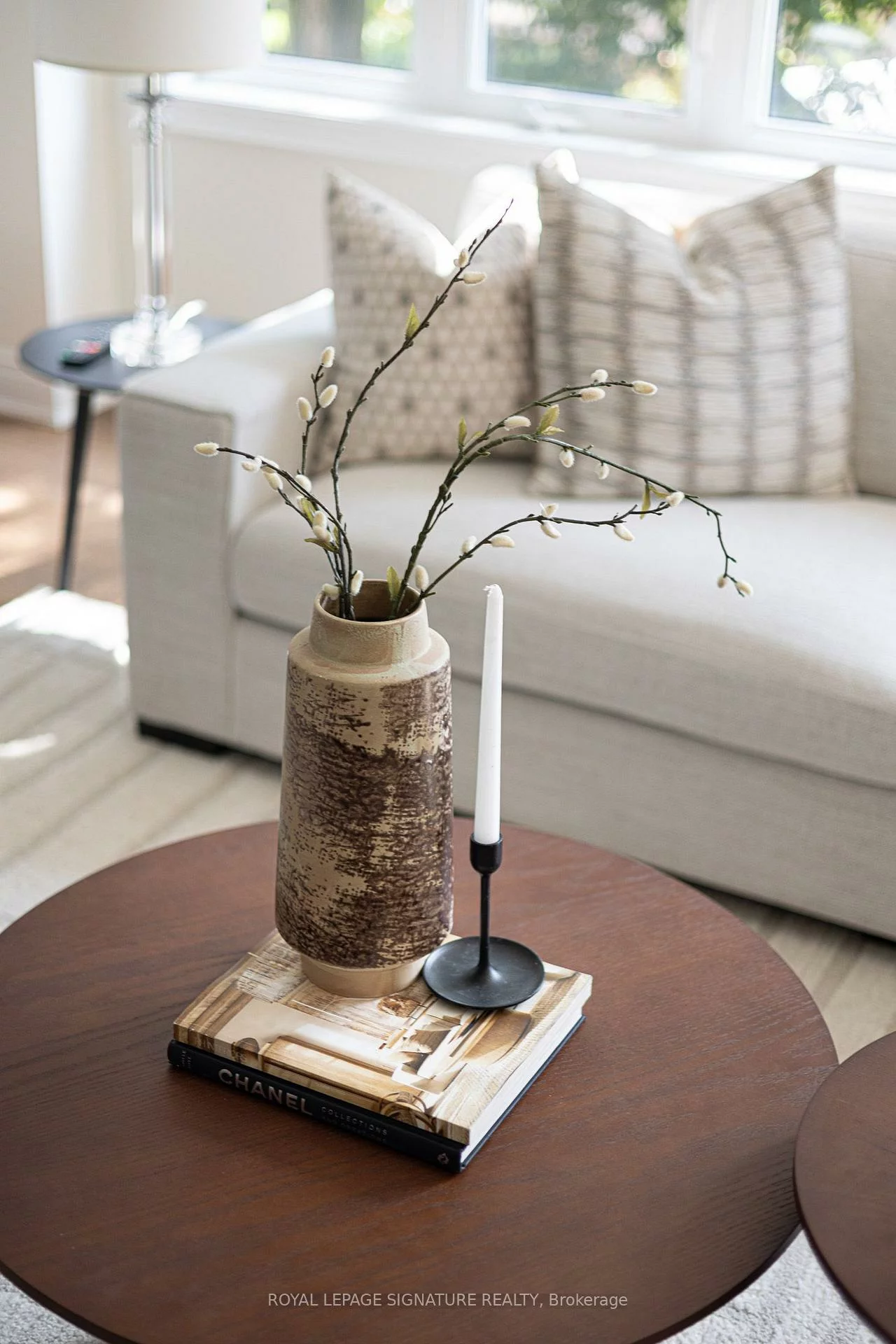 19, Hollyhock, Banbury-Don Mills, Toronto
